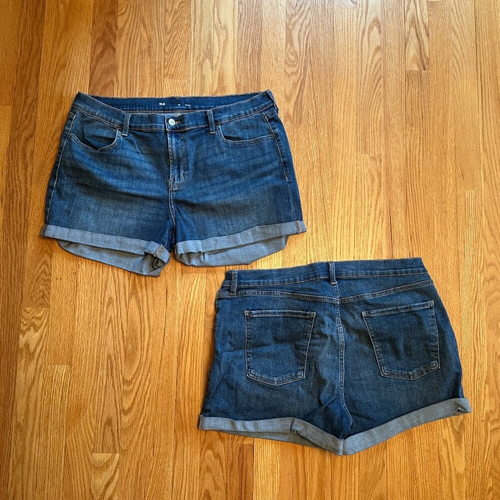 TWO Old Navy Women's Folded Hem Mid-Rise Jean Shorts